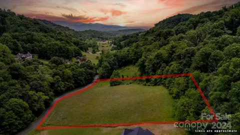 435 Mountain Park Dr, Mars Hill, NC 28754