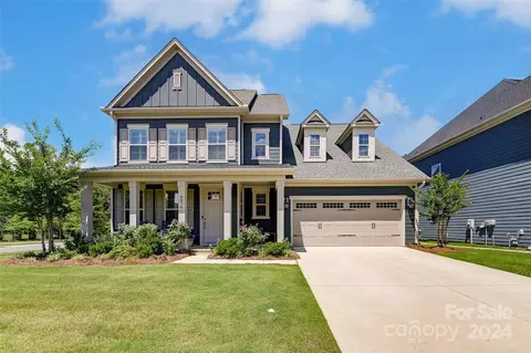 8076 Cornhill Ave, Charlotte, NC 28277