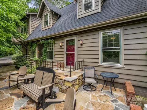 256 Vineyard Rd, Tryon, NC 28782