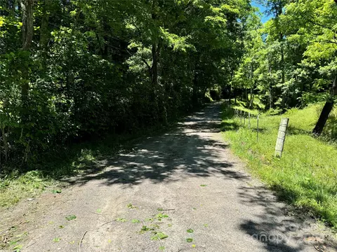 00 Messer Rd, Clyde, NC 28721