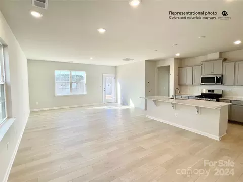 103 Carolina Cherry Bf5 Apt 135 Ct #BF5 135, Statesville, NC 28625