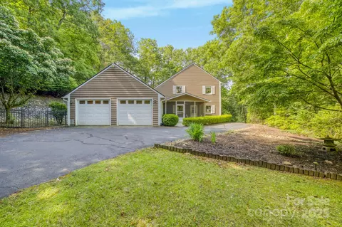 16 Cedar Dr, Mills River, NC 28759 photo 9
