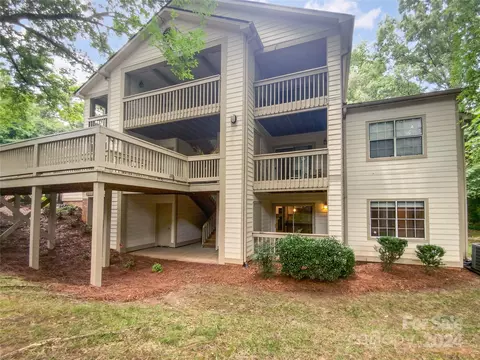 1001 Churchill Downs J Ct #J, Charlotte, NC 28211