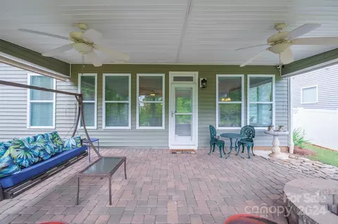 Exterior - 3406 Streamside Dr, Davidson, NC 28036 photo 3 of 4