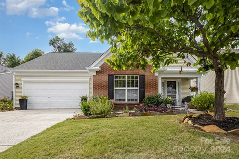 13623 Cardinals Nest Dr, Charlotte, NC 28269