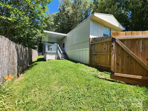 6 Delta Loop, Asheville, NC 28806
