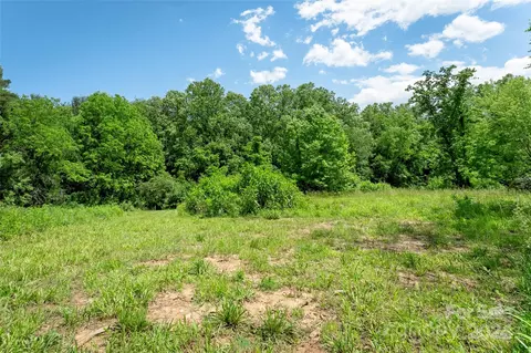 99999 Evelyn Acres 3 Dr #3 (15), Asheville, NC 28806