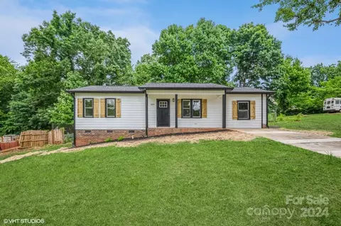 5634 Linville Dr, Hickory, NC 28602