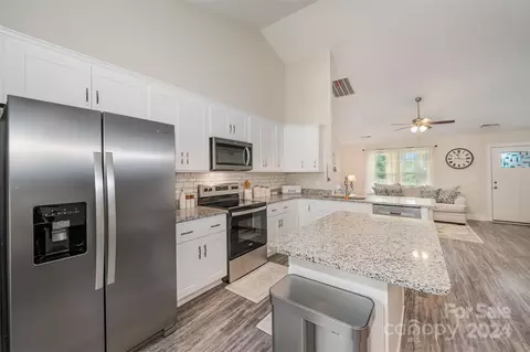 805 E Ridge Rd, Salisbury, NC 28144 photo 6