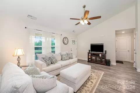 805 E Ridge Rd, Salisbury, NC 28144 photo 4