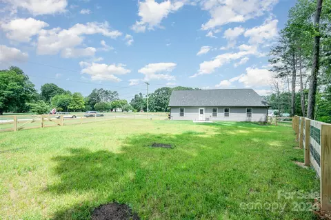 805 E Ridge Rd, Salisbury, NC 28144 photo 23