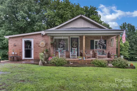 4016 Baptist Camp Rd, Connelly Springs, NC 28612