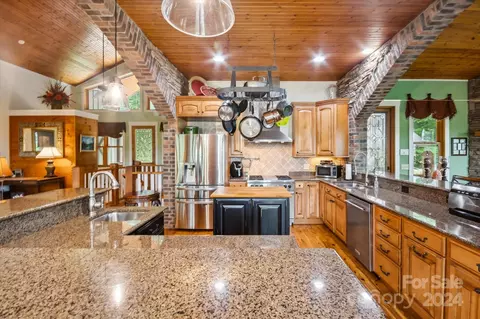 39 Elms Rst, Cullowhee, NC 28723 photo 7