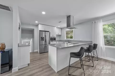 500 Dallas St, Huntersville, NC 28078