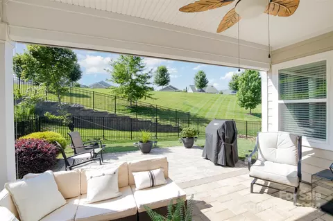 4811 Looking Glass Trl, Denver, NC 28037