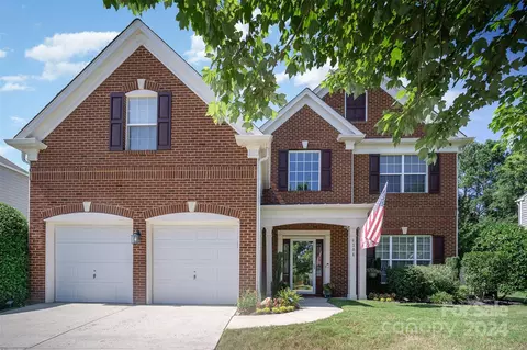 8304 Cutters Spring Dr, Waxhaw, NC 28173