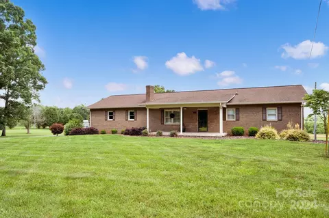 730 Taylorsville Mfg Rd, Taylorsville, NC 28681