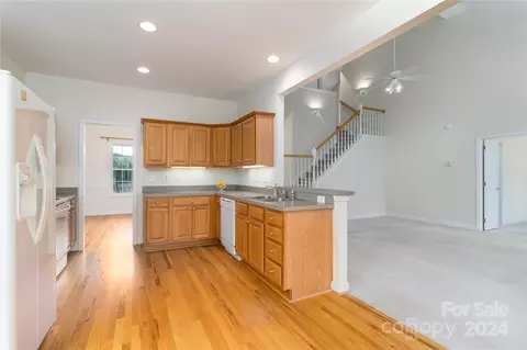 8253 Pine Lake Rd, Denver, NC 28037 photo 10