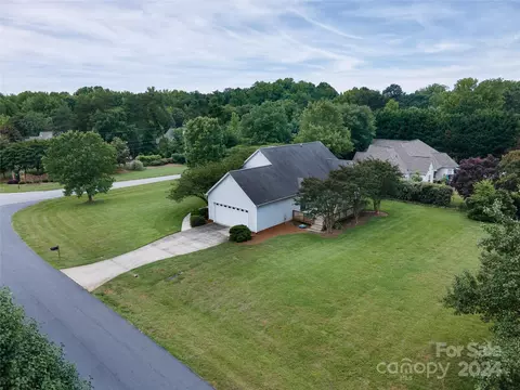 8253 Pine Lake Rd, Denver, NC 28037 photo 31
