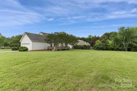 8253 Pine Lake Rd, Denver, NC 28037 photo 29