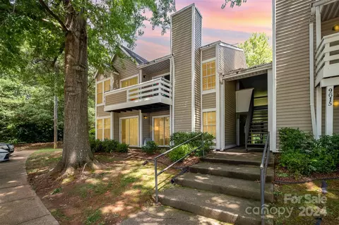 9615 Vinca Cir, Charlotte, NC 28213