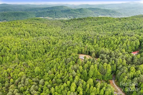 9999 Kira 5 Ln #5, Hendersonville, NC 28739