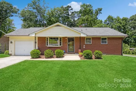 659 Hyde Park Ne Dr NE, Concord, NC 28025