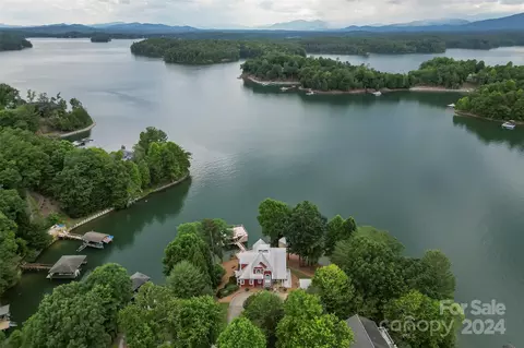 4930 Ashton Ct, Morganton, NC 28655