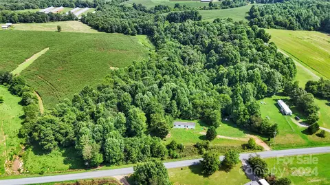 809 Jolly Cemetery Rd, Taylorsville, NC 28681