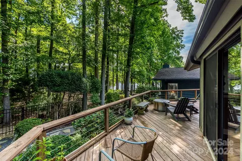 9 King Haigler Chase St, Lake Wylie, SC 29710