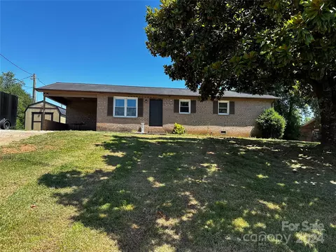 2984 Piney Rd, Morganton, NC 28655