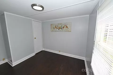 Bedroom - 1690 Amy Dr, Conover, NC 28613 photo 2 of 9