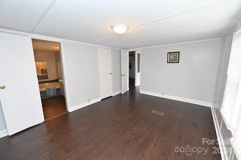 Bedroom - 1690 Amy Dr, Conover, NC 28613 photo 8 of 9