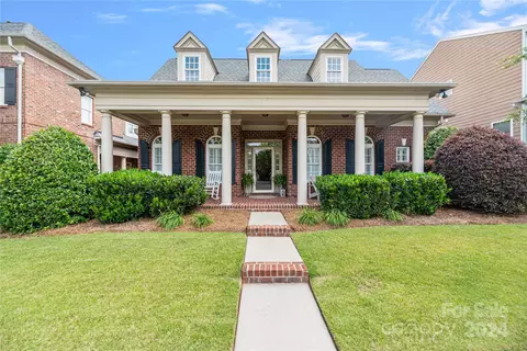 107 Grayfox Dr, Mooresville, NC 28117