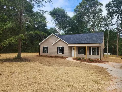 711 Guinn 2 St #2, Clover, SC 29710