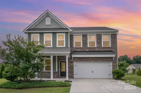 14213 Brancion Hills Ct, Huntersville, NC 28078
