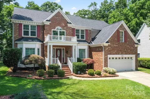 6415 Dawnmist Ln, Charlotte, NC 28269