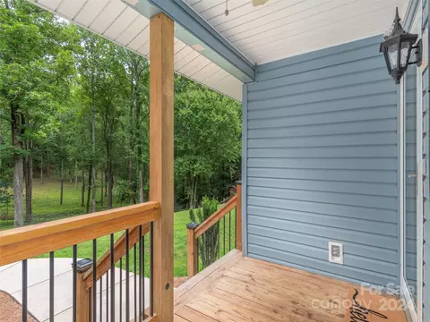 24 Mitchell Dr, Marion, NC 28752 photo 4