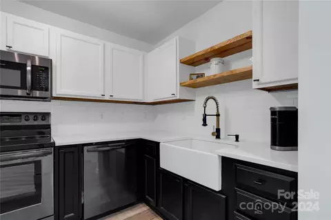 511 Carrington Pl, Arden, NC 28704
