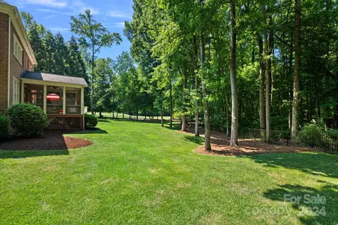 18847 Dembridge Dr, Davidson, NC 28036 photo 41