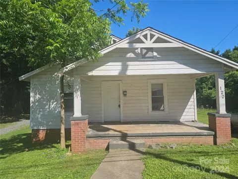 120 3rd Ne Ave NE, Conover, NC 28613