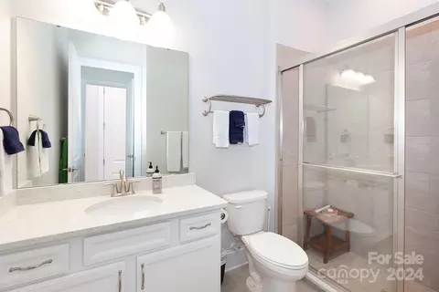 Bath - 1023 Milestone Ct, Monroe, NC 28110 photo 3 of 3
