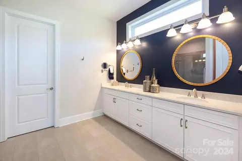 Bath - 1023 Milestone Ct, Monroe, NC 28110 photo 1 of 3