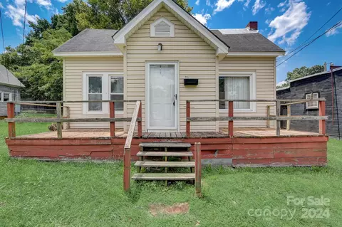 633 Austin St, Albemarle, NC 28001