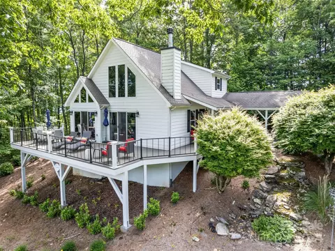 21 Thoroughbred Trl, Waynesville, NC 28785