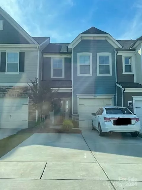 1410 Crest Creek Ct, Clover, SC 29710