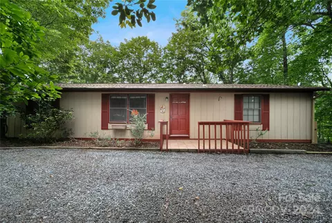 130 Wanei Ct, Brevard, NC 28712