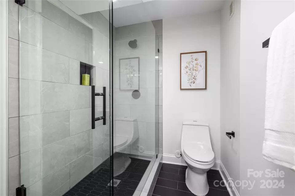  1329 Plumstead Rd, Charlotte, NC 28216 photo 28