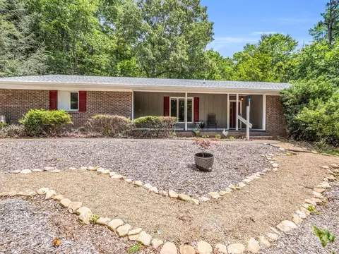 12 Greenbriar Ave, Flat Rock, NC 28731