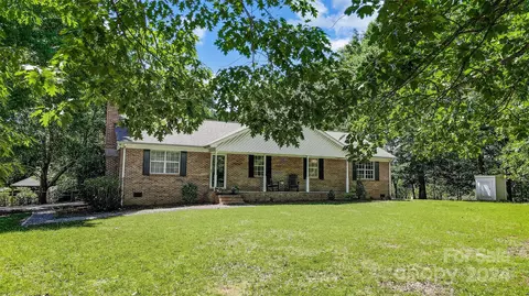 16727 Trace Chain Ln, Charlotte, NC 28278
